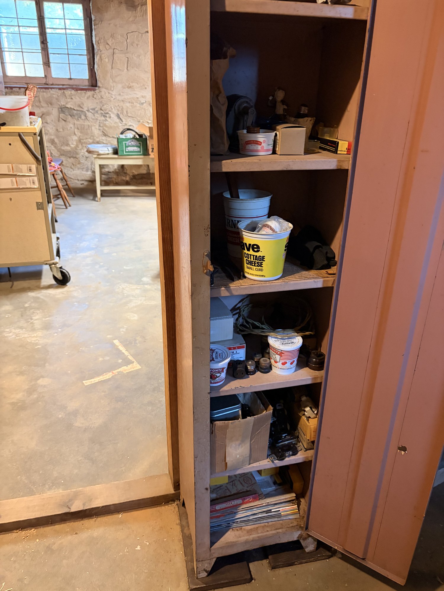 Estate sale lot 28