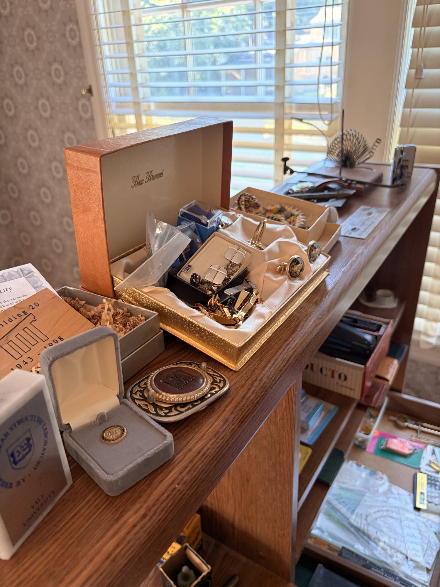 Estate sale lot 31
